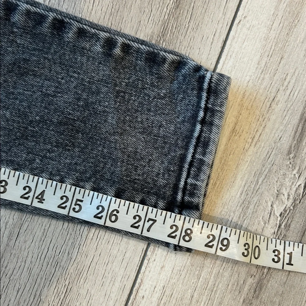 KanCan Nylah super skinny high ride jeans in black acid wash size 28